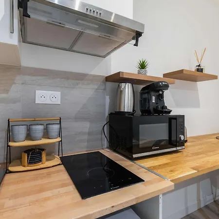 Studio Neuf Porte De Saint Cloud Paris 16 - 4P